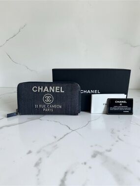 ✨ Authentic Chanel Deauville Long Wallet – Navy Denim | Full Set | 21-Series ✨